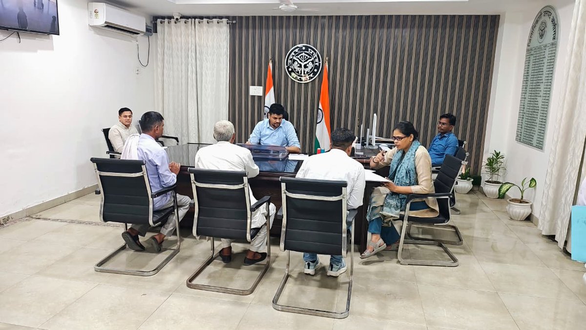 DM ALIGARH tweet media