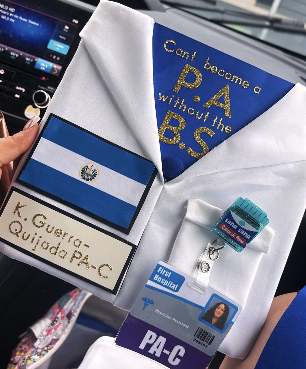 UBStudentExp's tweet photo. Congrats to the #UBClassOf2026 Grad Cap Decorating Contest Winners! 🎓 (a thread) #UBuffalo
-
🥇BEST IN SHOW: "Asociada Médica De El Salvador"
🥈BEST IN SHOW RUNNER UP: Nyasia Lindsey https://t.co/BsVtiDIazp