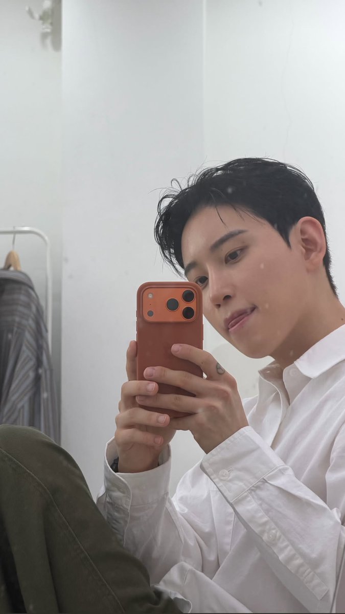 fcc8765's tweet photo. 🥰🥰🥰🥰 https://t.co/7nvF1d2l1R