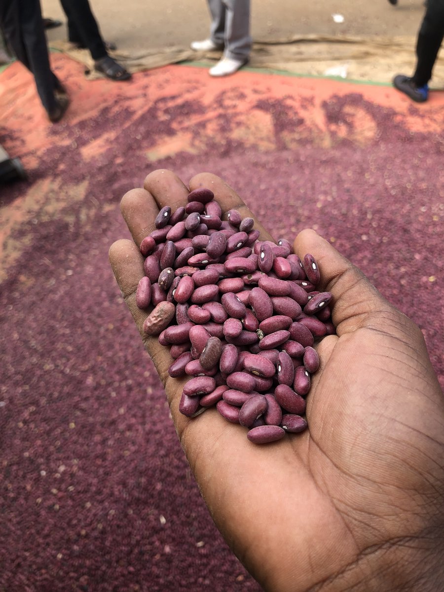 Sell and buy Beans 🫘. 🇺🇬 tweet media