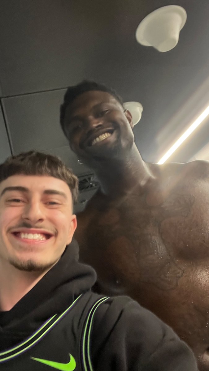 Dre ⚜️ tweet media