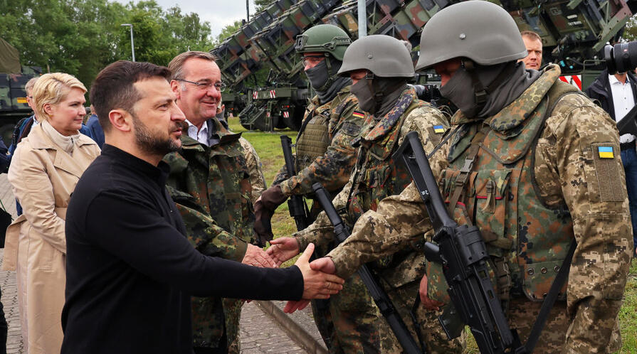 #Ukraine #CIA #Mossad Ukraine-Russia war Update  The Ukraine-Russia war has entered its fifth year of full-scale conflict, marked by a severe escalation in aerial warfare and shifts in battlefield momentum despite political rhetoric about peace talks. [1, 2, 3] Current Strategic Situation Shifting Battlefield Momentum: Assessments from the [Institute for the Study of War (ISW)](0.5.4, 0.5.38) indicate that Russia’s 2026 spring-summer offensive has failed to make significant gains. For the first time since the 2024 Kursk incursion, Russian forces suffered a net loss of territory, with Ukrainian defensive lines holding and reclaiming key areas like