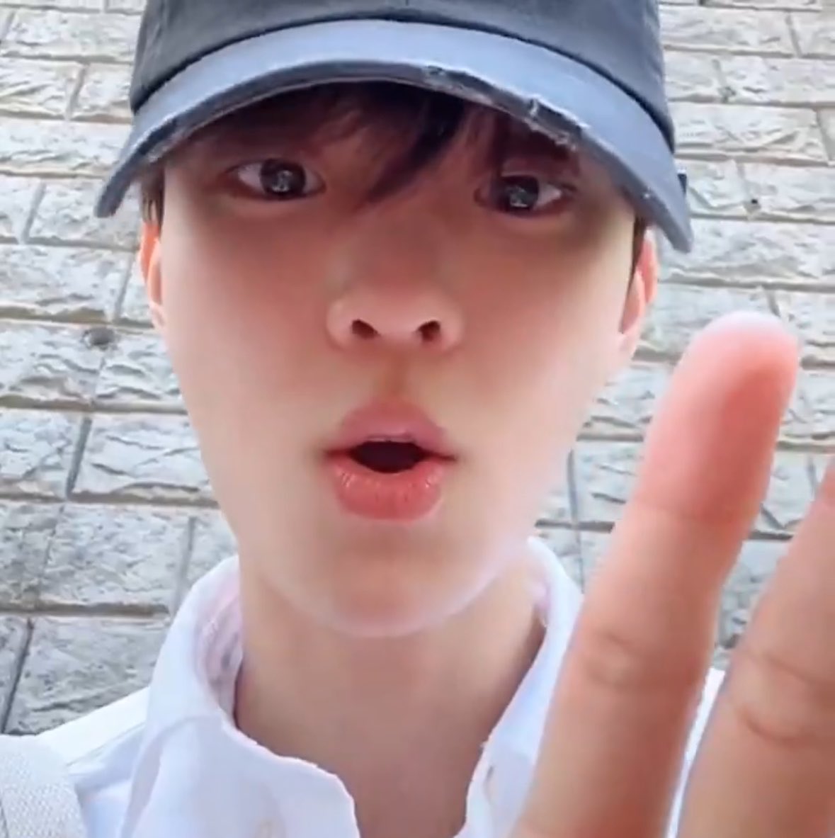 bamjiya's tweet photo. 하 https://t.co/mb7tvkyqem