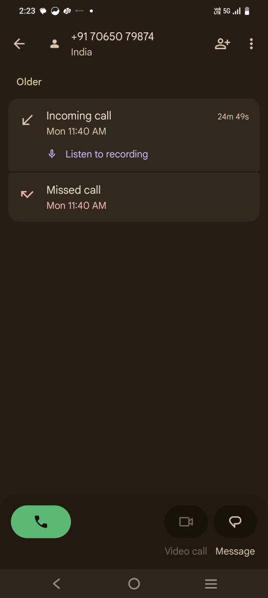 714290's tweet photo. @AxisBank @AxisMyIndia @AxisBankSupport @AxisDirect_In  Your recovery executive (7065079874) is repeatedly calling customer contacts and neighbours regarding payment, despite the fact that I am regularly answering your calls myself. This is a serious breach of privacy and amounts to harassment.

I am attaching screenshots and conversation links as proof. Kindly look into this matter immediately and stop such unethical recovery practices.
Card ending: #5425

https://t.co/sTnGLTRCCG

FYI @RBI #KKV #loanharrasment #loantrap #harrasment