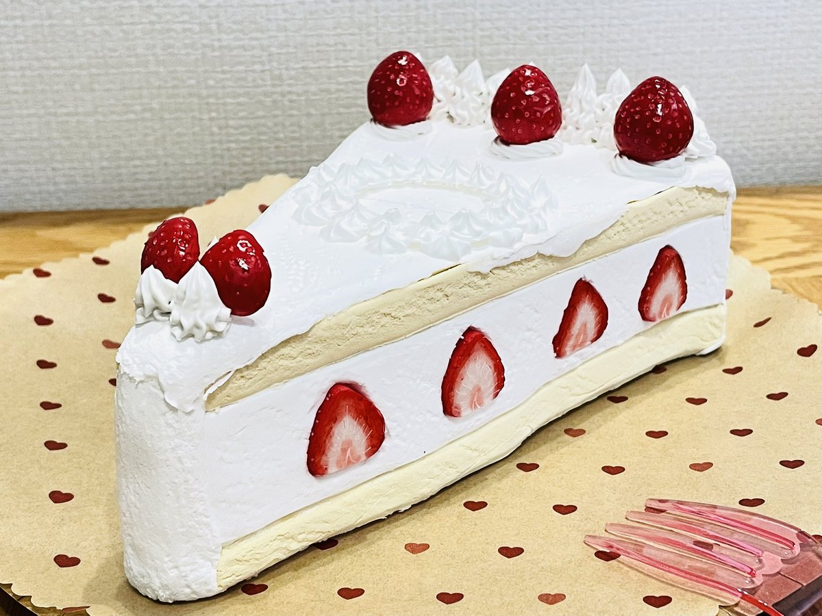 スライムのショートケーキ完成しました✨ 楽しく作れました😋