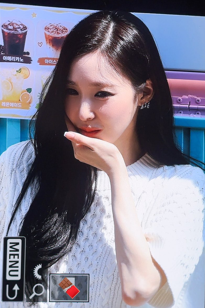 빼빼 tweet media