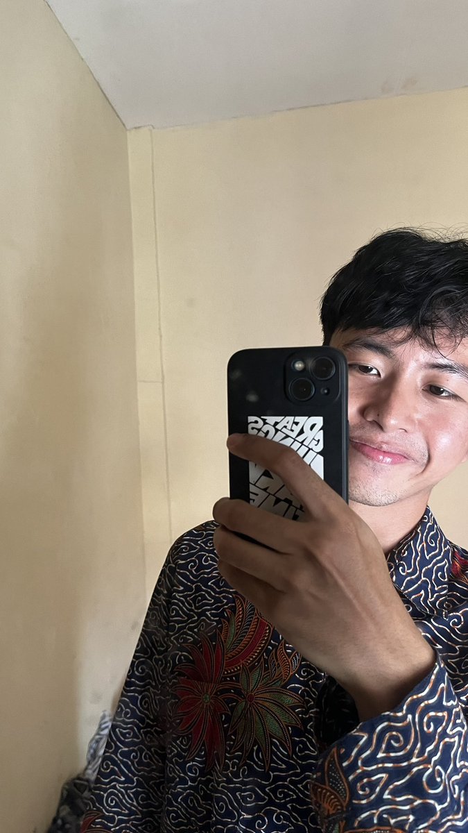 eliolio3's tweet photo. selamat hari jumat https://t.co/BencWXq7G3