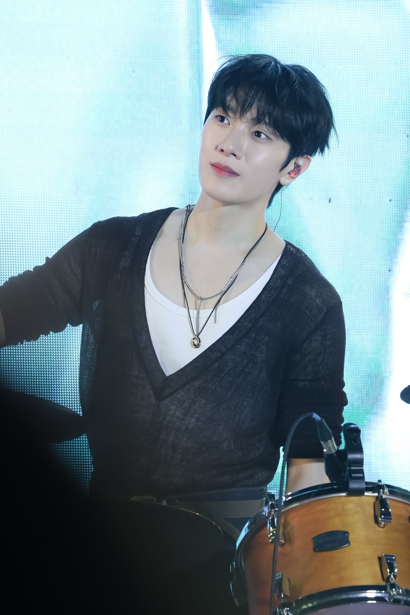 with_ft's tweet photo. 260514 순천향대 축제 | PHOENIXIA

#FT아일랜드 #FTISLAND
#최민환 #choiminhwan https://t.co/DxtcfmfMwk