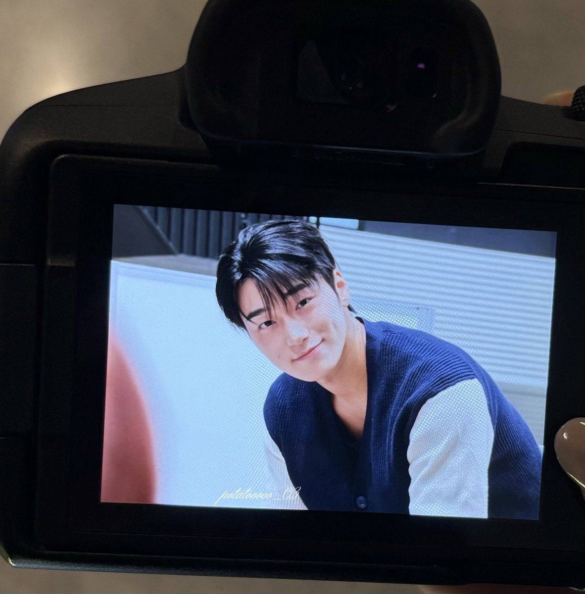 코 tweet media