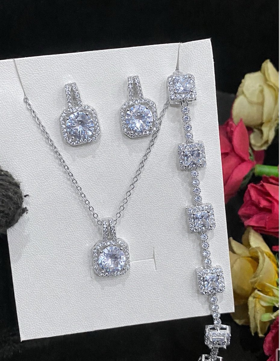 รYANU๐-Your Jewelry vendor tweet media