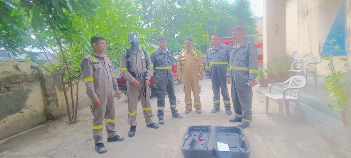 Bareilly Fire & Emergency Services tweet media