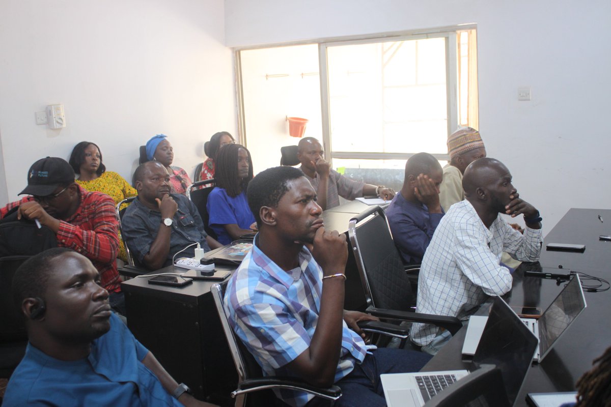 YMCAKaduna's tweet photo. We joined stakeholders, media professionals, and civil society actors at the Climate Justice Media Roundtable organised @bridge_thatgap
The Roundtable now called Climate Lens in Kaduna (CLIK) focused on the  Multilateral Environmental Agreements (MEAs) and their relevance https://t.co/AqeBPEhBOF