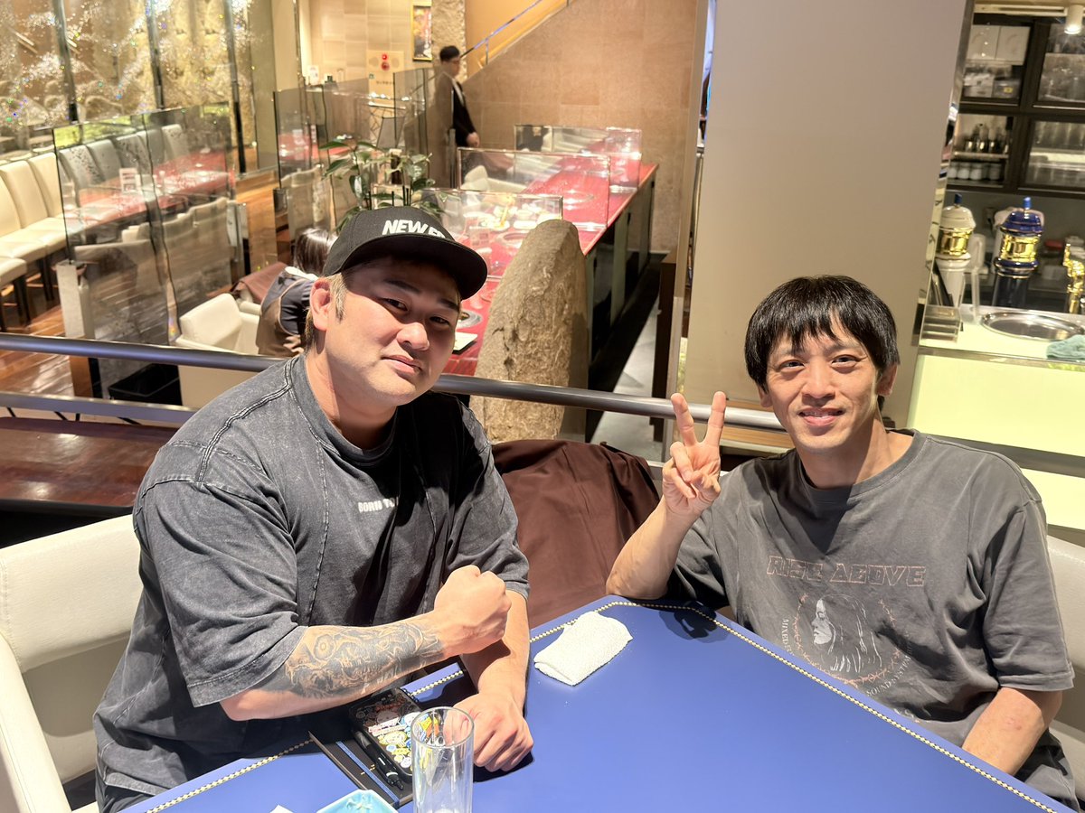 杉本　本日中 休館日の今日は中井さん @nakamitsubjj と新宿の叙々苑でランチし
