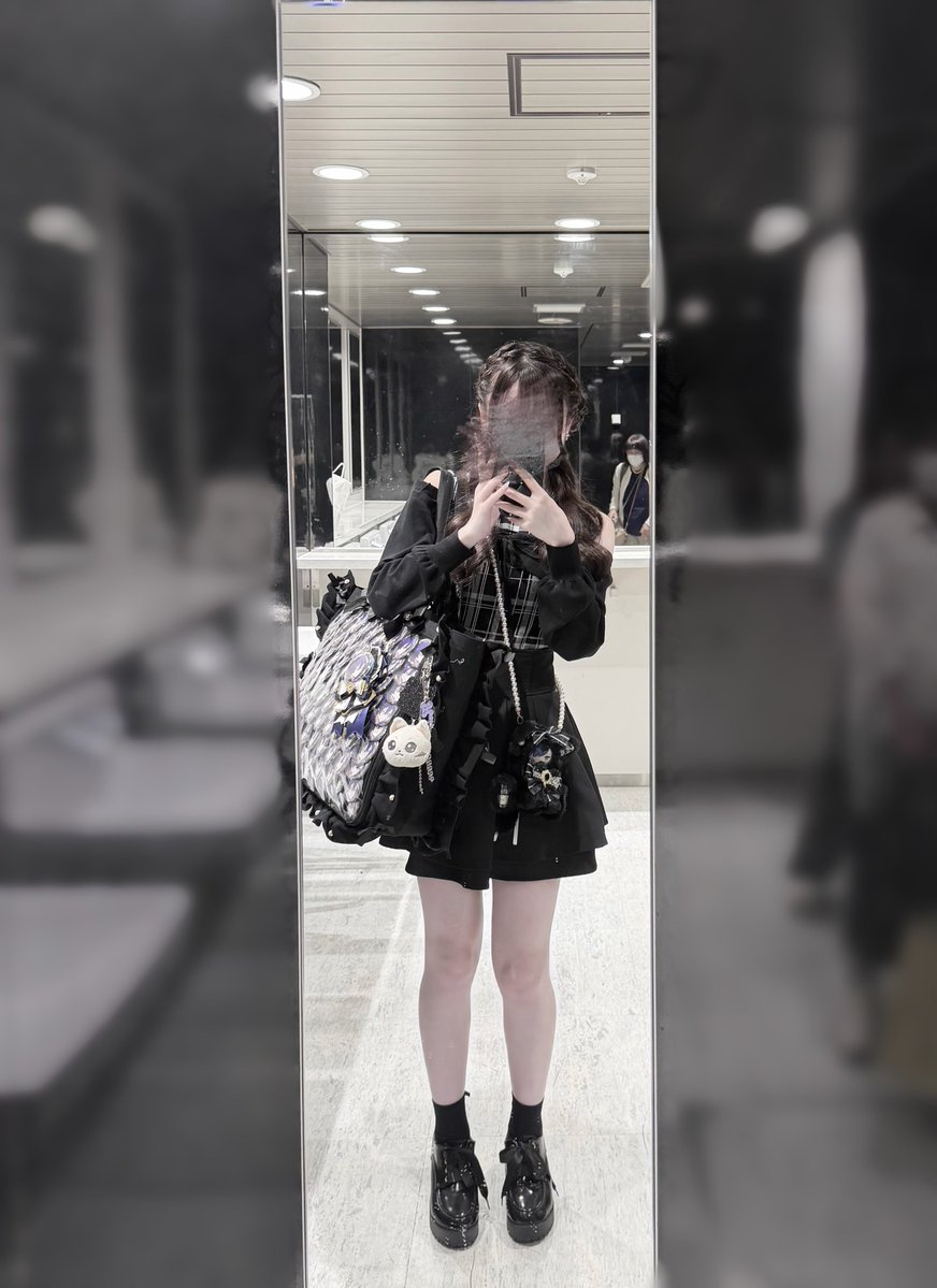 あい tweet media
