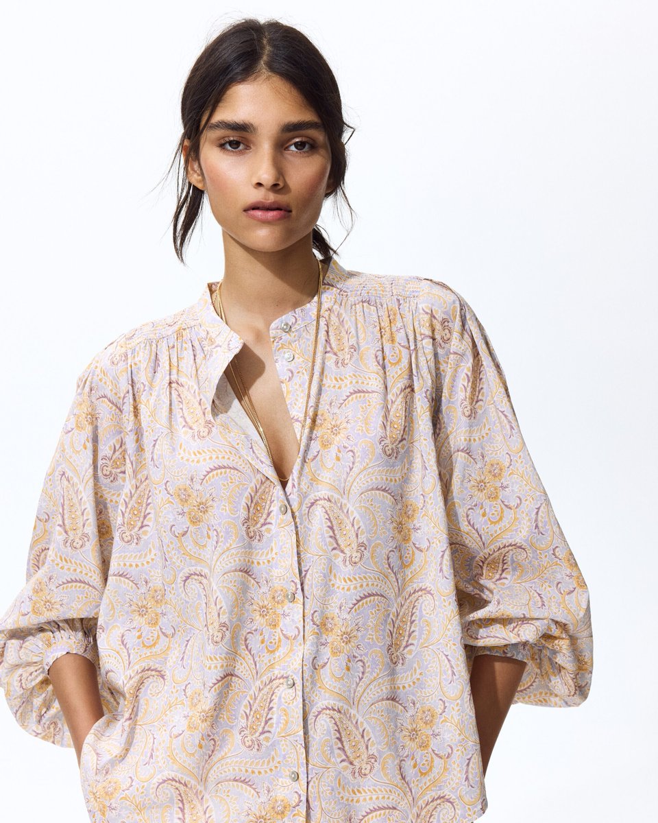 hmindonesia_'s tweet photo. Ruffled cottons and linen shirts for warmer days. Buy 2 tops, get 20% off. Buy 3 tops, get 30% off.

Free shipping across Indonesia with min. purchase Rp499.000 for members.