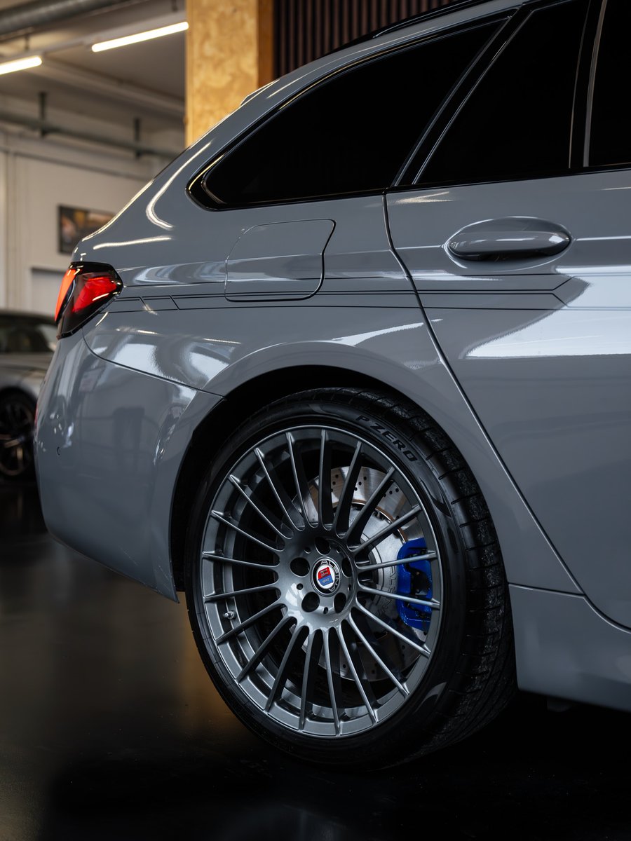 Dreams2Wonders's tweet photo. BMW Alpina B5 Touring
#M550i #M3competition #M5cs https://t.co/hCigUQFuiU