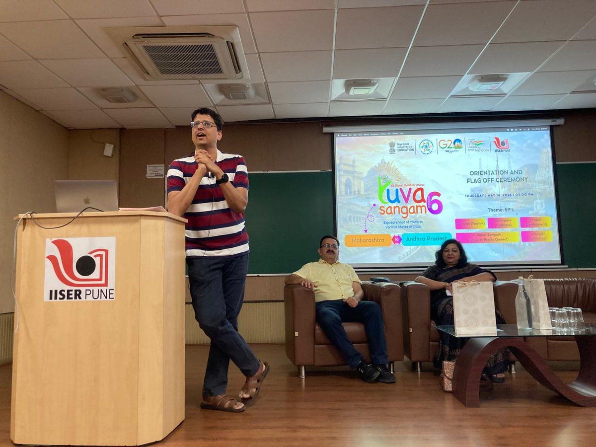 EBSB_YuvaSangam's tweet photo. Delegates gathered at IISER Pune for the official flag off alongside the Director, AICTE officials, and Yuva Sangam coordinators marking the beginning of another exciting Phase VI journey. 🙌

Different backgrounds, one shared experience 🇮🇳

@EduMinOfIndia @AICTE_INDIA
@EBSB_Edumin

#YuvaSangamPhase6 #EkBharatShreshthaBharat