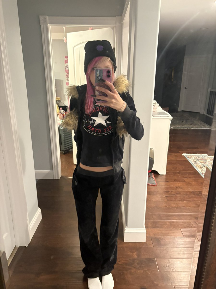 cleo tweet media