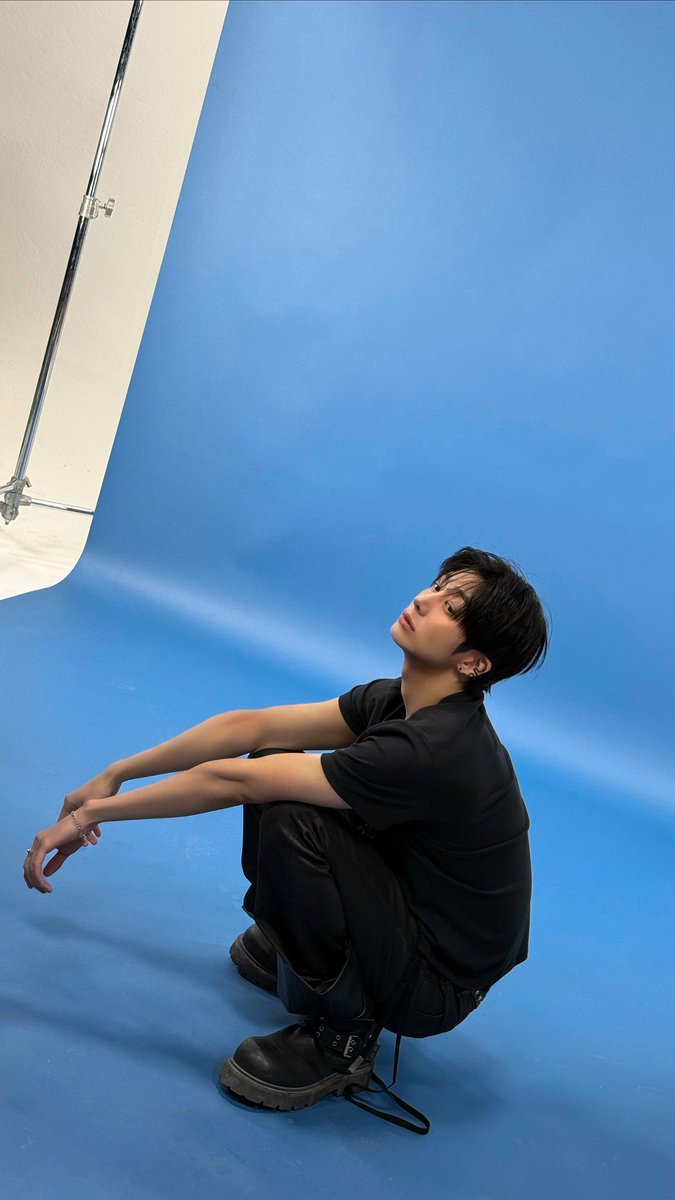 hyungwon things tweet media