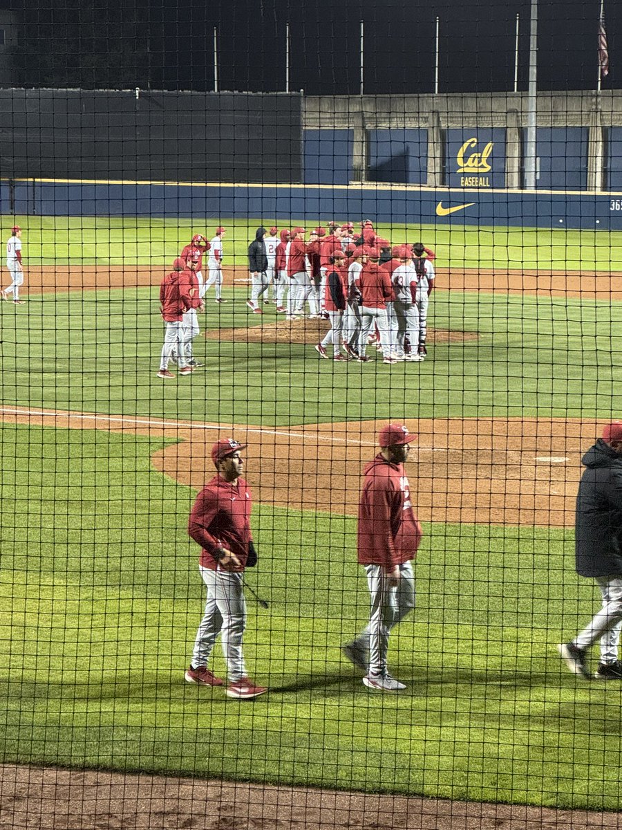 slamdunk406's tweet photo. Stanford 7 Cal 6: Final. Brock Ketelsen with a walk-off throw to Luke Lavin at home plate to win the game. Wow! The Cardinal load up on the bus after taking game one.
#Stanford #Cal #ACCBSB #ACC https://t.co/EdH3V4bMa5