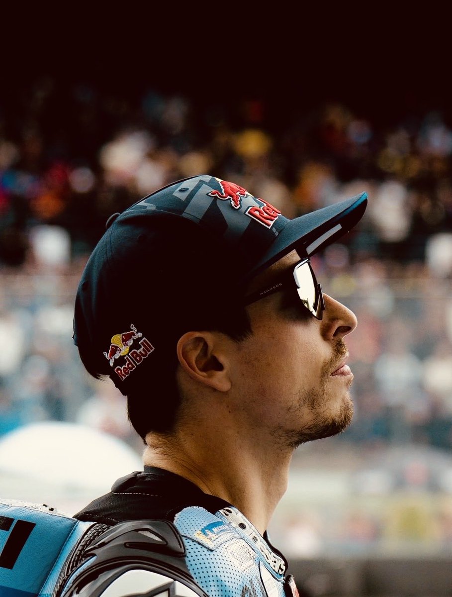 Paddock gp tweet media