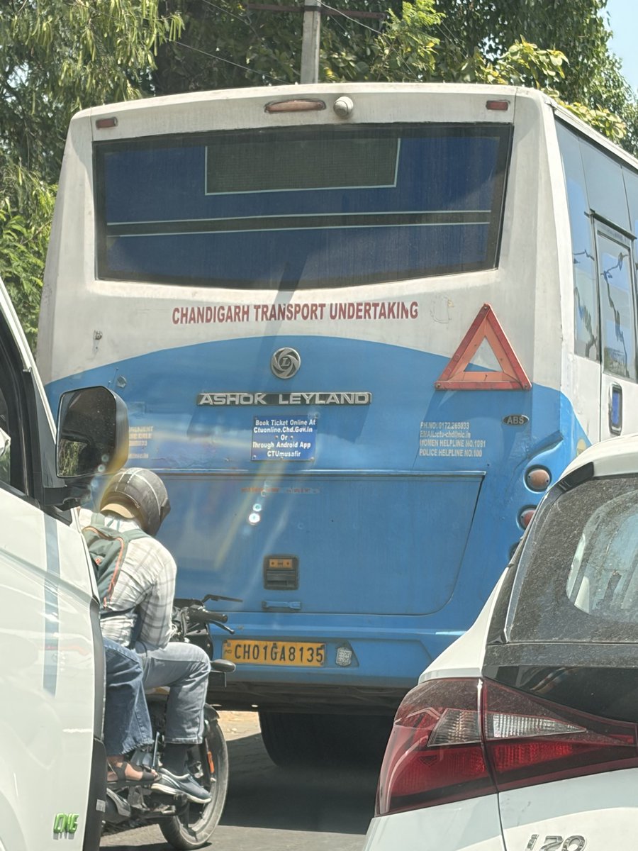 anchitsharma3's tweet photo. @MohaliPolice @ChdPol he’s driving on foot path. Mohali 6 phase lights. Do something https://t.co/1jUkv9h6gb