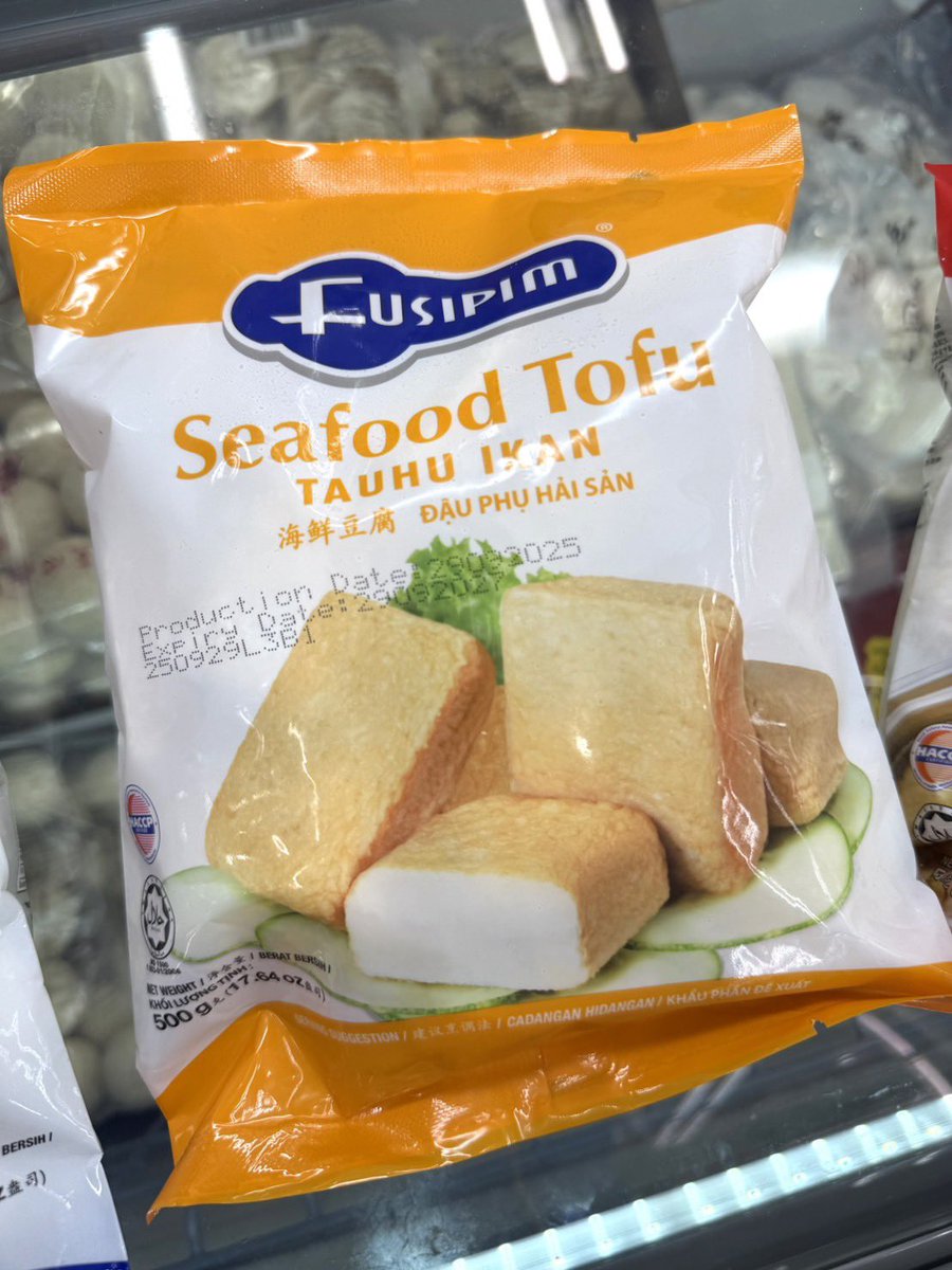 AsianStore_JP's tweet photo. アジアンストアです🙋

Fusipimから新商品が登場！
🧀チーズフィッシュロール
🧀チーズフィッシュボール

Fusipimは他にも！
✦ロブスター風味つみれ
✦五種ミックスつみれ
✦海鮮豆腐

全部で⑤種類。
是非おためしください！

 📍#アジアンストア
https://t.co/IOVVW0b22L https://t.co/NAuIbQSc3L