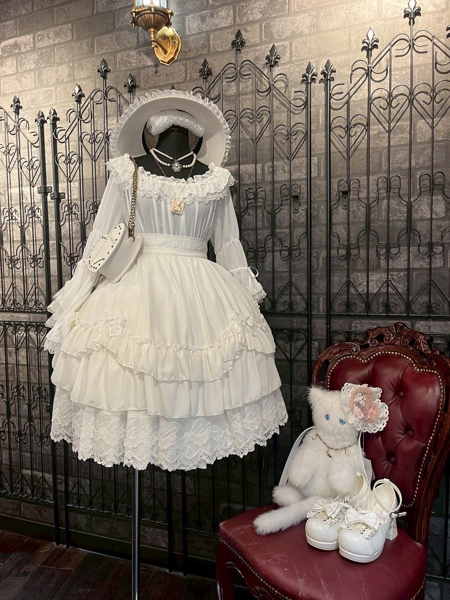 ✨🥀Summer Campaign 🥀✨ 5/9(土)〜5/17(日)の期間中、対象の半袖