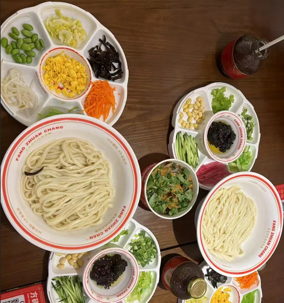 Lil4er's tweet photo. @CryptoDoggyCN 说实话真不好吃，酱豆味太重，不喜欢豆类的吃不惯 https://t.co/JuddweJfVn