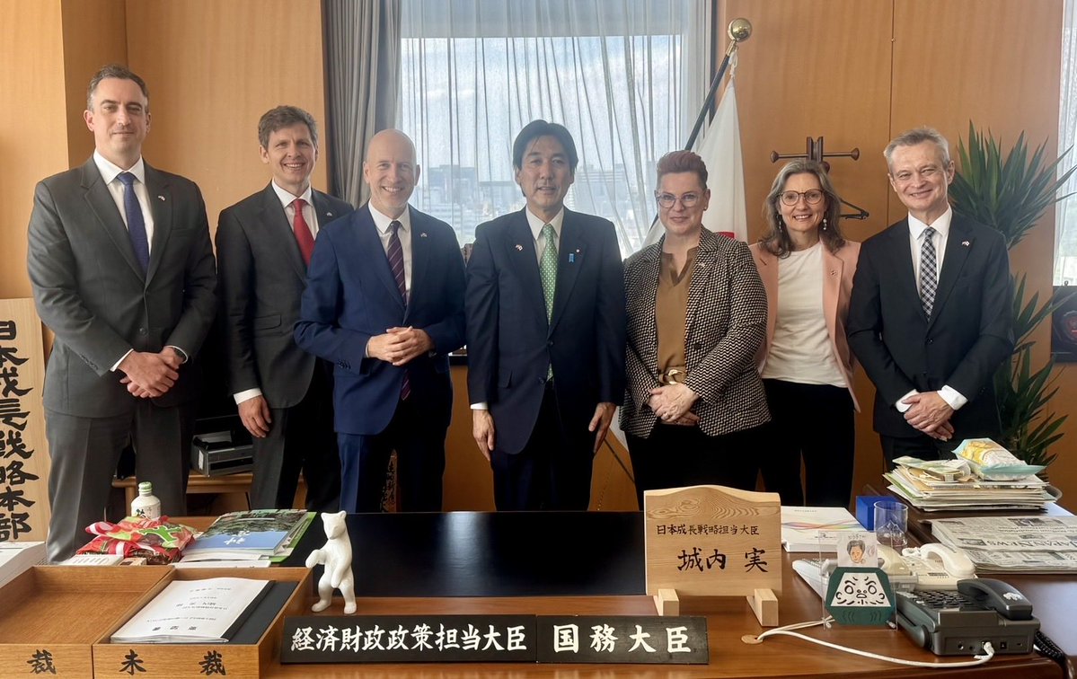 城内実 (Minoru Kiuchi) 衆議院議員 tweet media