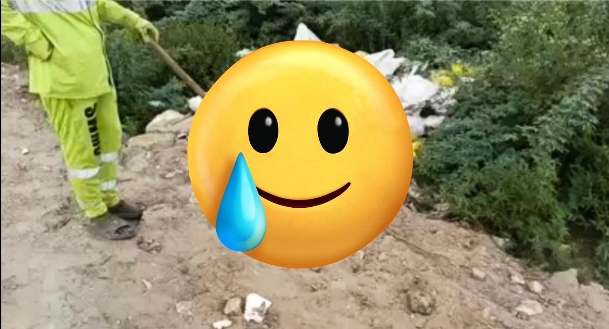 خان tweet media