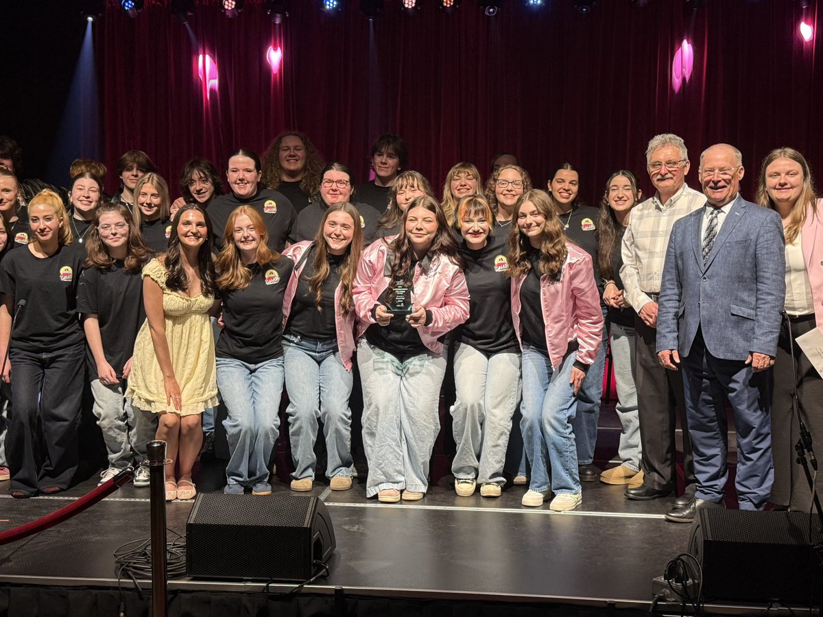 ODHigh's tweet photo. Never a dull moment with this group of talented actors and musicians. Never a doubt that you would win the Youth Performing Arts Award for the Grease production at the MP Focus on Youth Gala! Congrats on a job well done! @NLSchoolsCA https://t.co/eRxuaJ5tgT