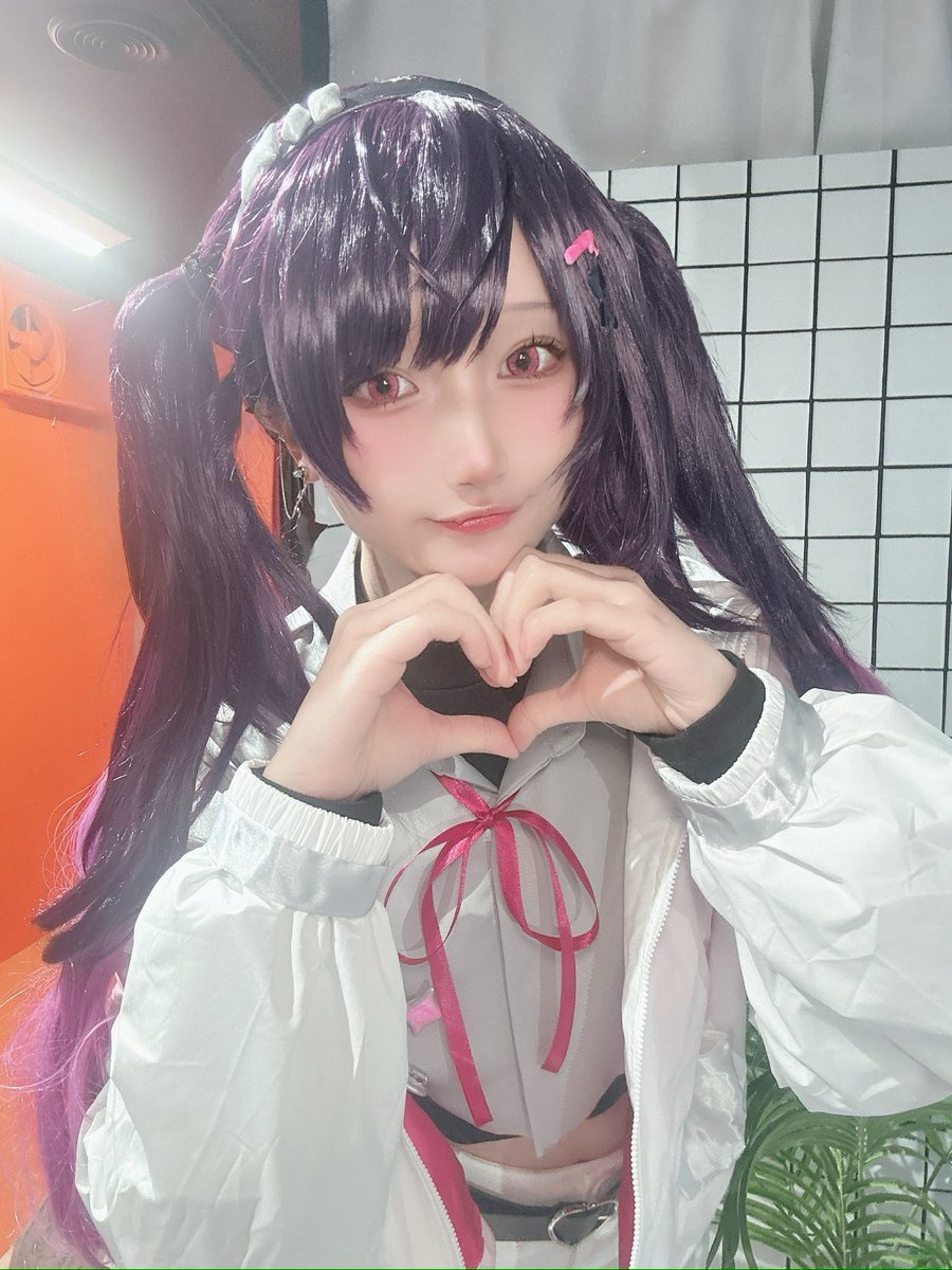 狼月いすず@ホロクル D-37.38 tweet media