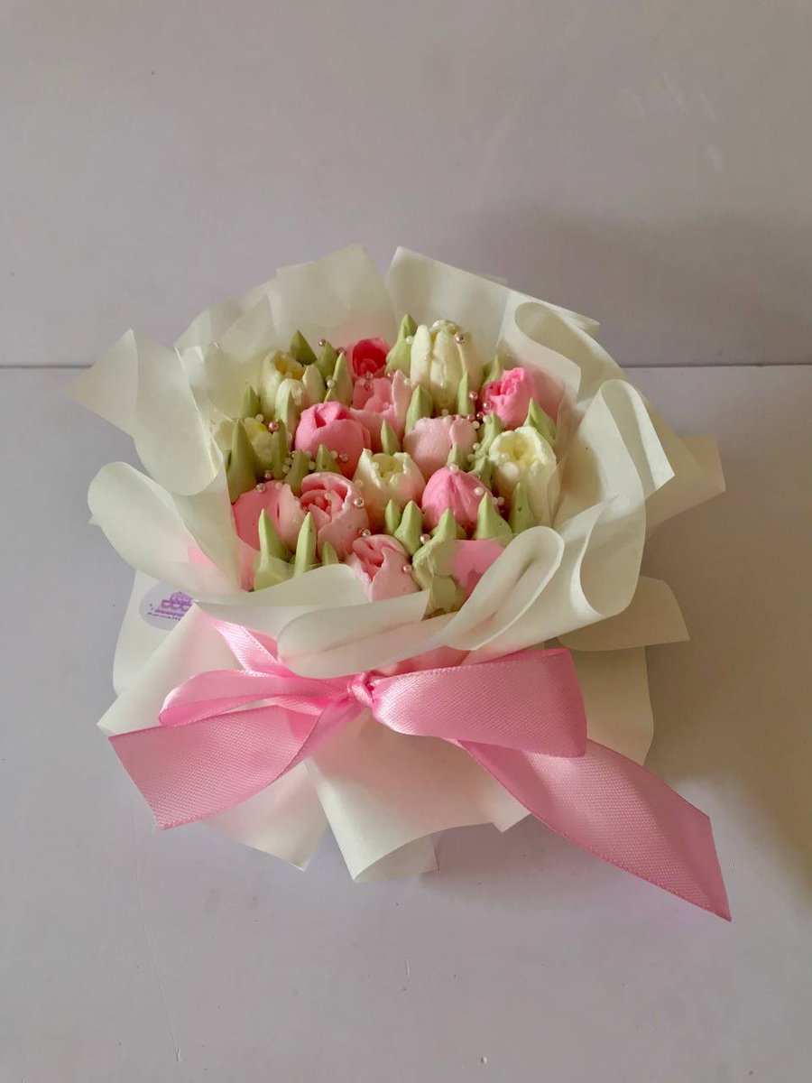 monarcakes.ph tweet media