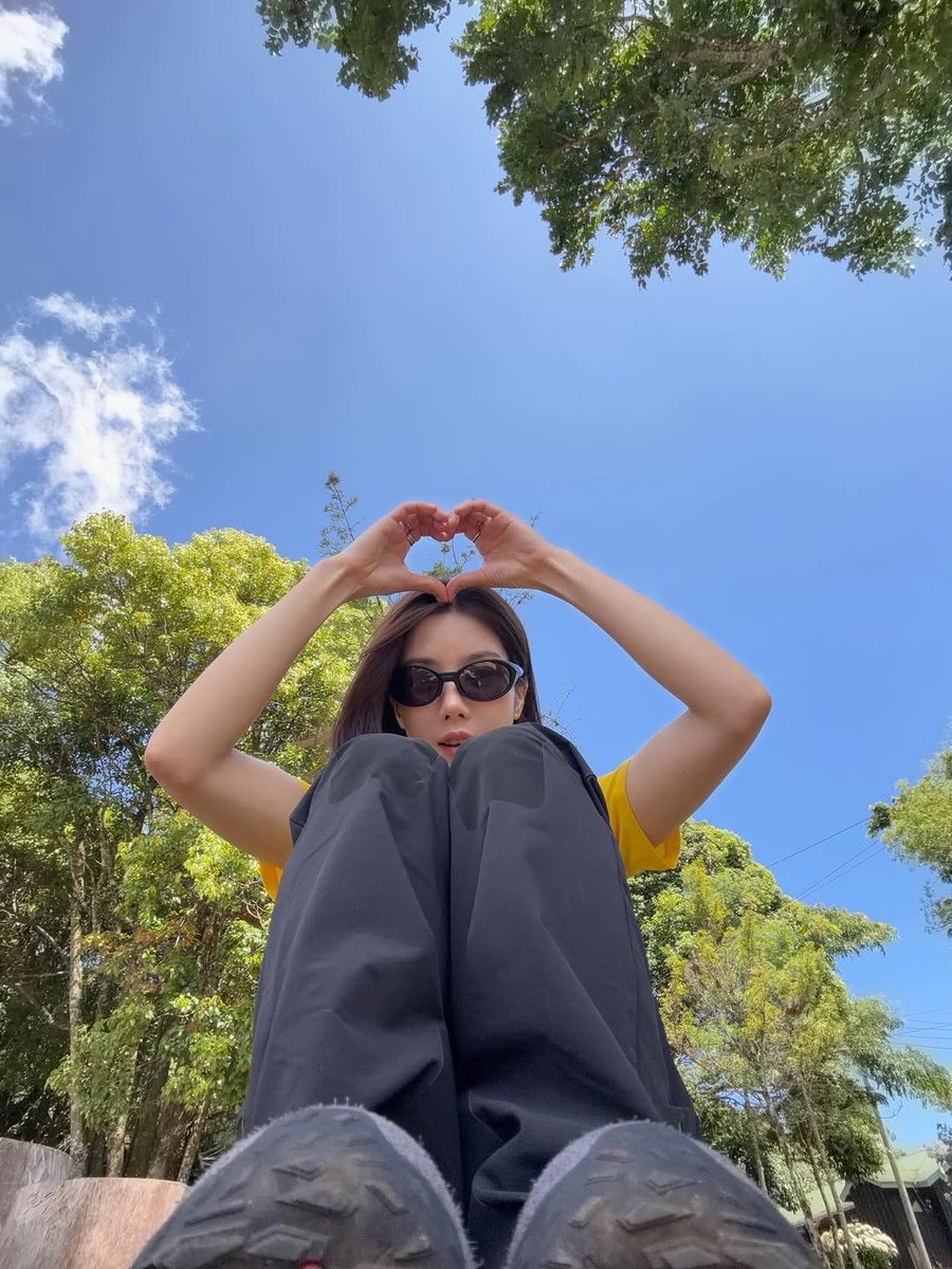 ⚜ Eunbi. tweet media