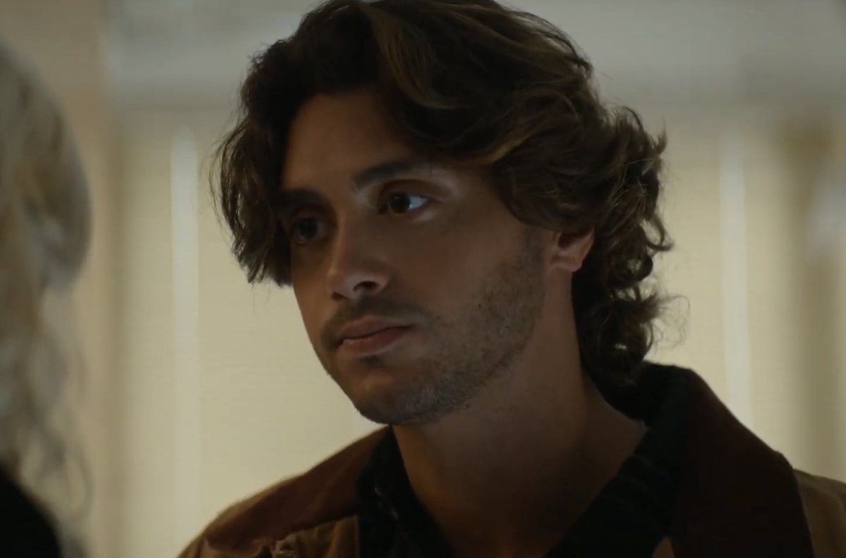 𝐃𝐢𝐚𝐧𝐚 off campus spoilers 🏒 tweet media