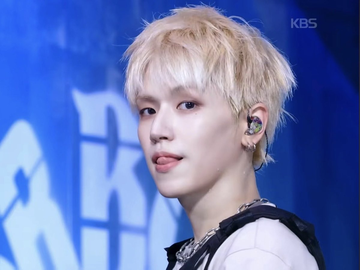 🥟러블리우 tweet media