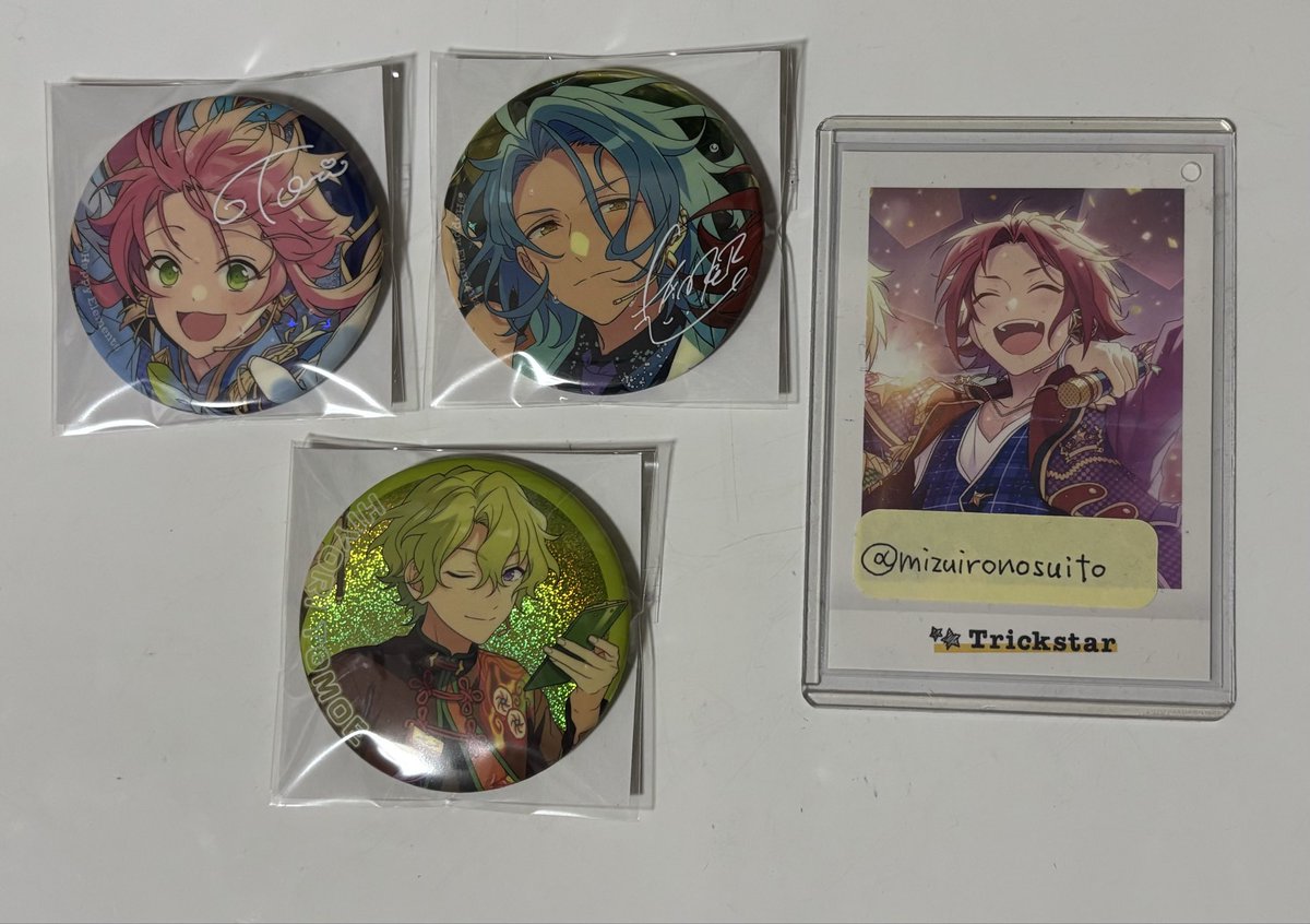 mizuironosuito's tweet photo. 【交換・譲渡】 あんスタ 10周年 缶バッジ キラキラ缶バッジ 4piece

［譲］
桃李/日和/★ HiMERU

［求］
10周年ぱしゃ 真緒(缶1:紙4)
10周年缶　　 真緒
4piece            笑主1>冬芽1/真緒
異種　　　　 真緒
550(円)＋送料(纏めて優先)

検索からでもよろしくお願いいたします🌼 https://t.co/jzYbRP4ihz
