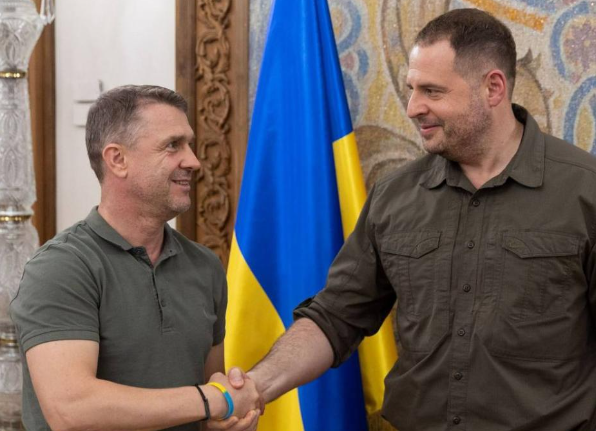 Олег Леусенко tweet media