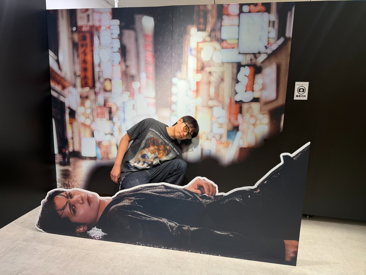 神谷健太】 『光と影 神谷健太1st写真集』写真展会場に 神谷さんが先日