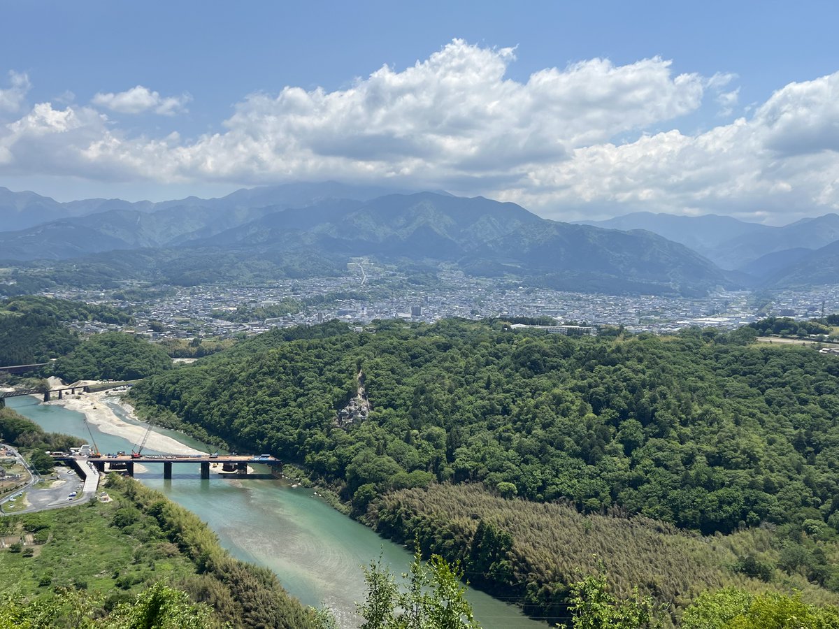 sohtake99's tweet photo. 今年で、築城 " 500年 "になる 地元の 🏯 『山城 』(跡)へ行ってみました。
☀️ 快晴で、メッチャ気持ち良かったです・・‼︎ 
🏆 #全国山城ランキング1位 https://t.co/iJWiICL72f