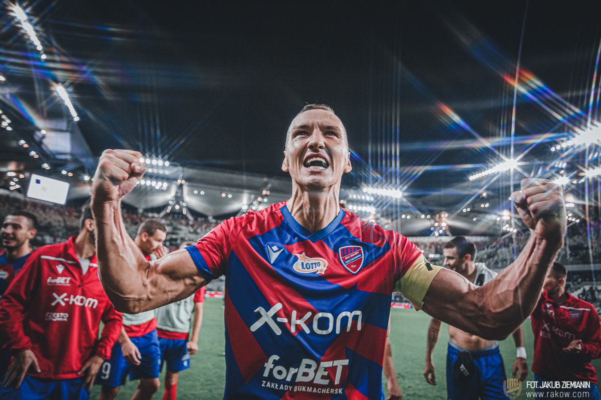 Rakow1921's tweet photo. Nasz były kapitan, Andrzej Niewulis zakończył piłkarską karierę. 

✔️ 123 występy
⚽️ 18 goli
🆙 Awans do Ekstraklasy
🥇 Mistrzostwo Polski
🏆 Puchar Polski x2
🥈 Wicemistrzostwo Polski x2
🪙 Superpuchar Polski x2

"Niewul", dziękujemy za wszystko i życzymy Ci wszystkiego najlepszego! 👊