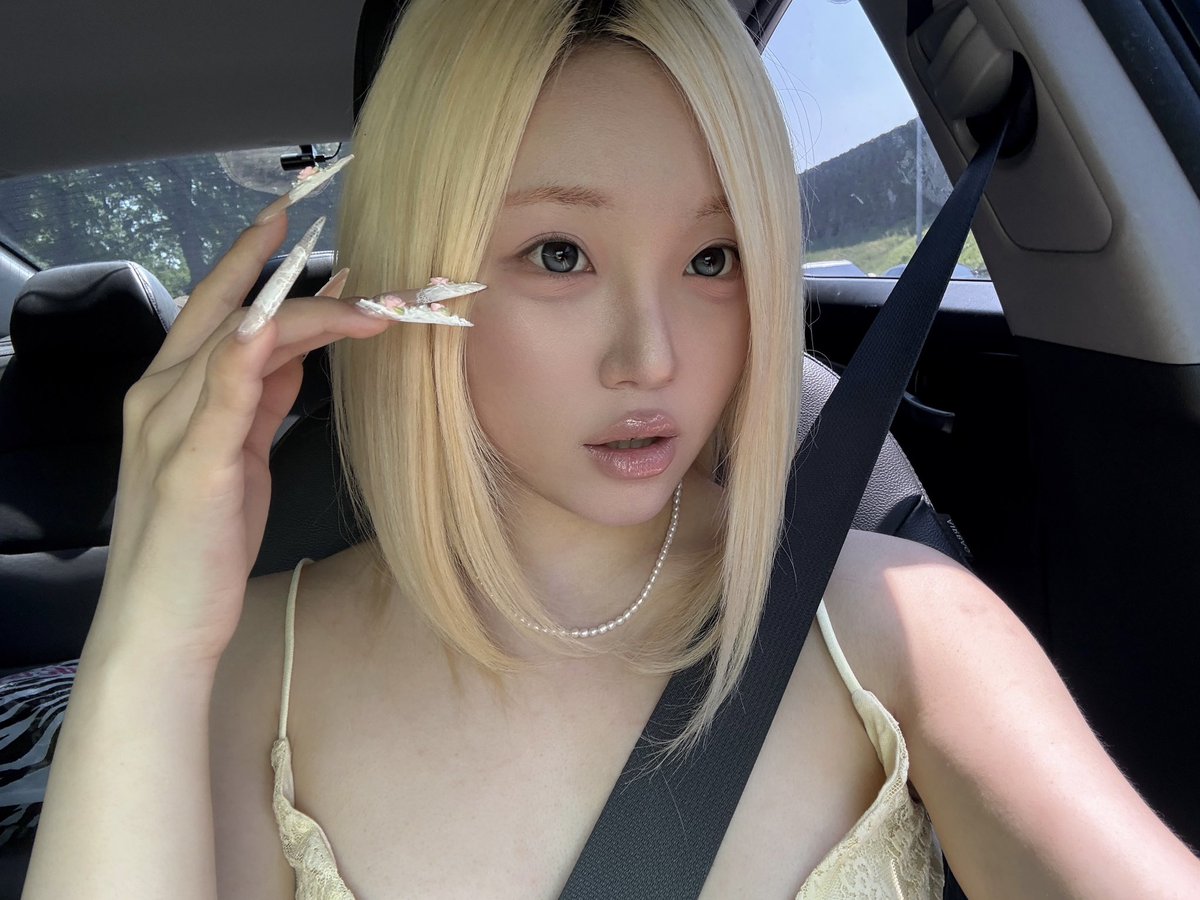 미래 tweet media