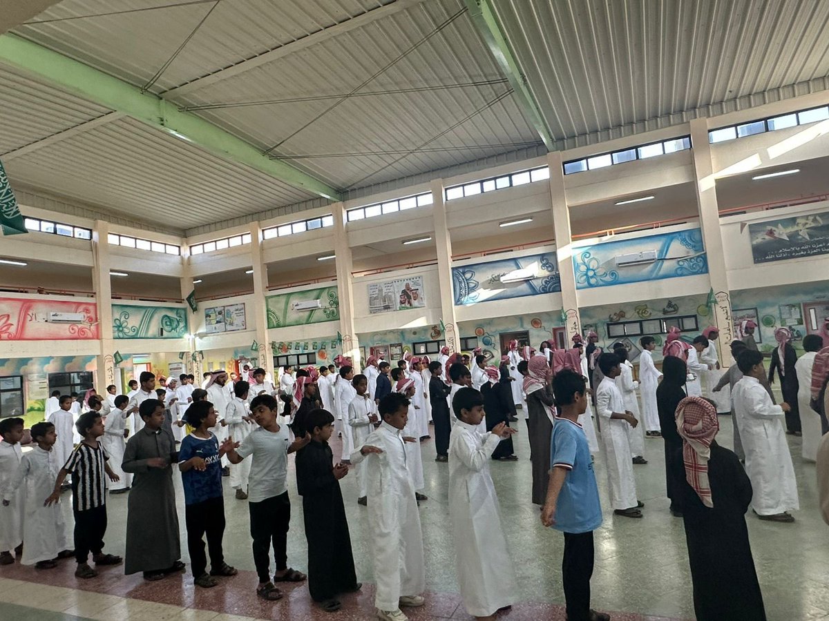 وكالة تعليق الدراسة tweet media