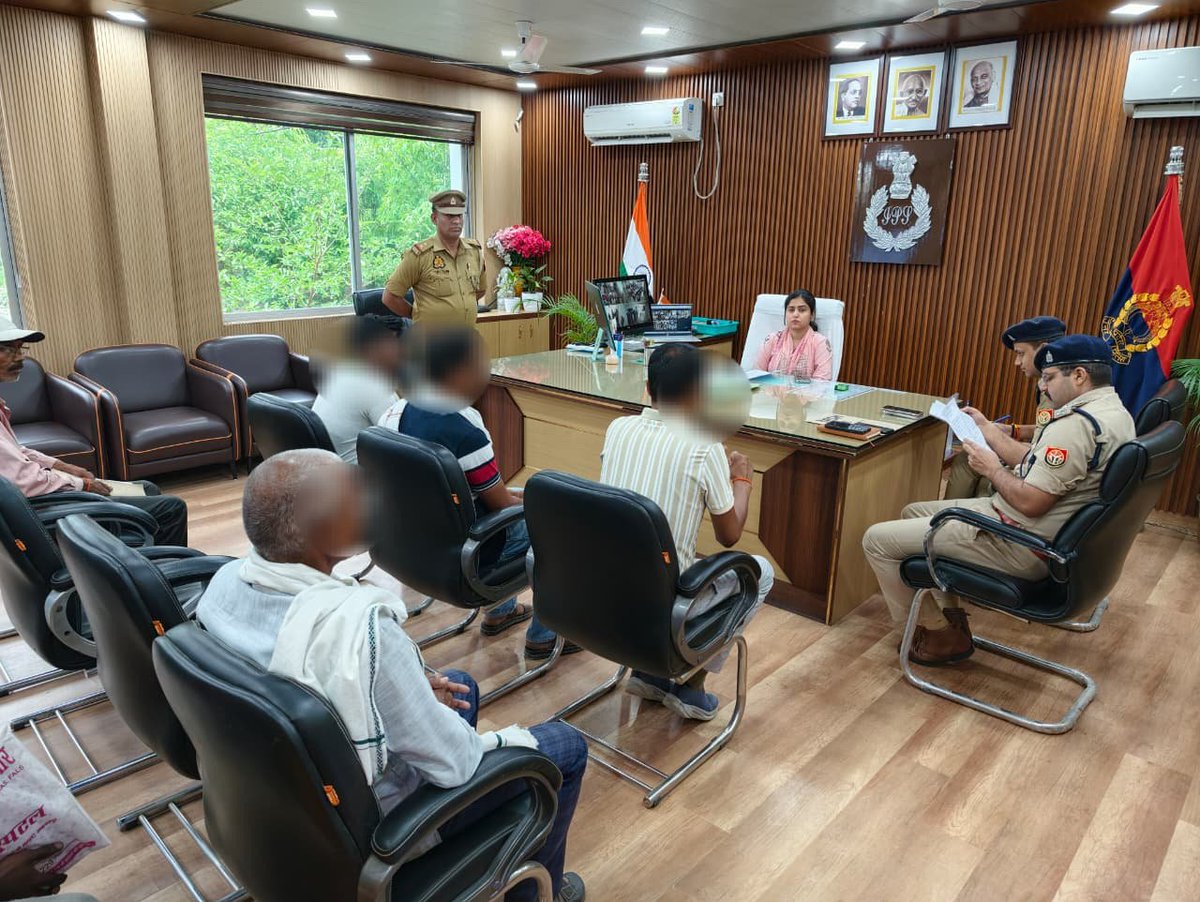 AMBEDKARNAGAR POLICE tweet media
