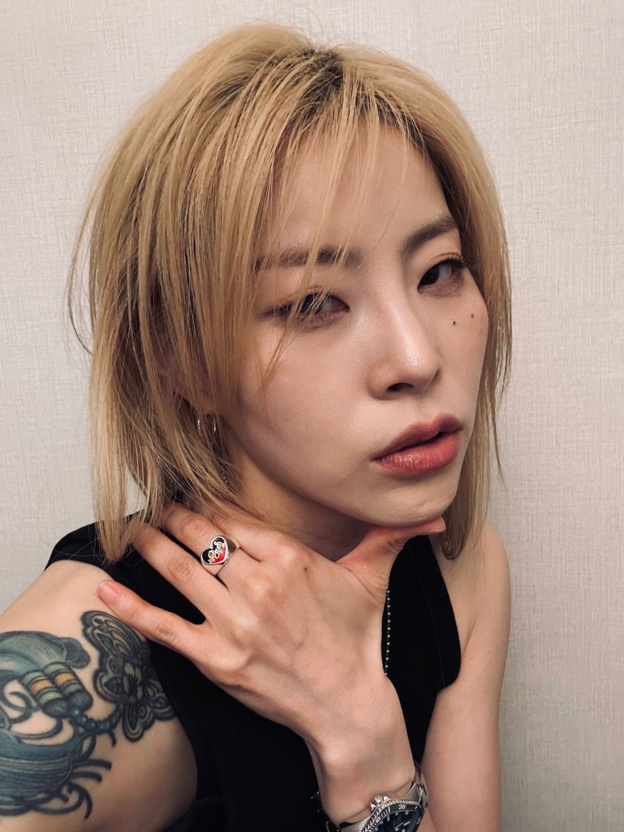만득득이 tweet media