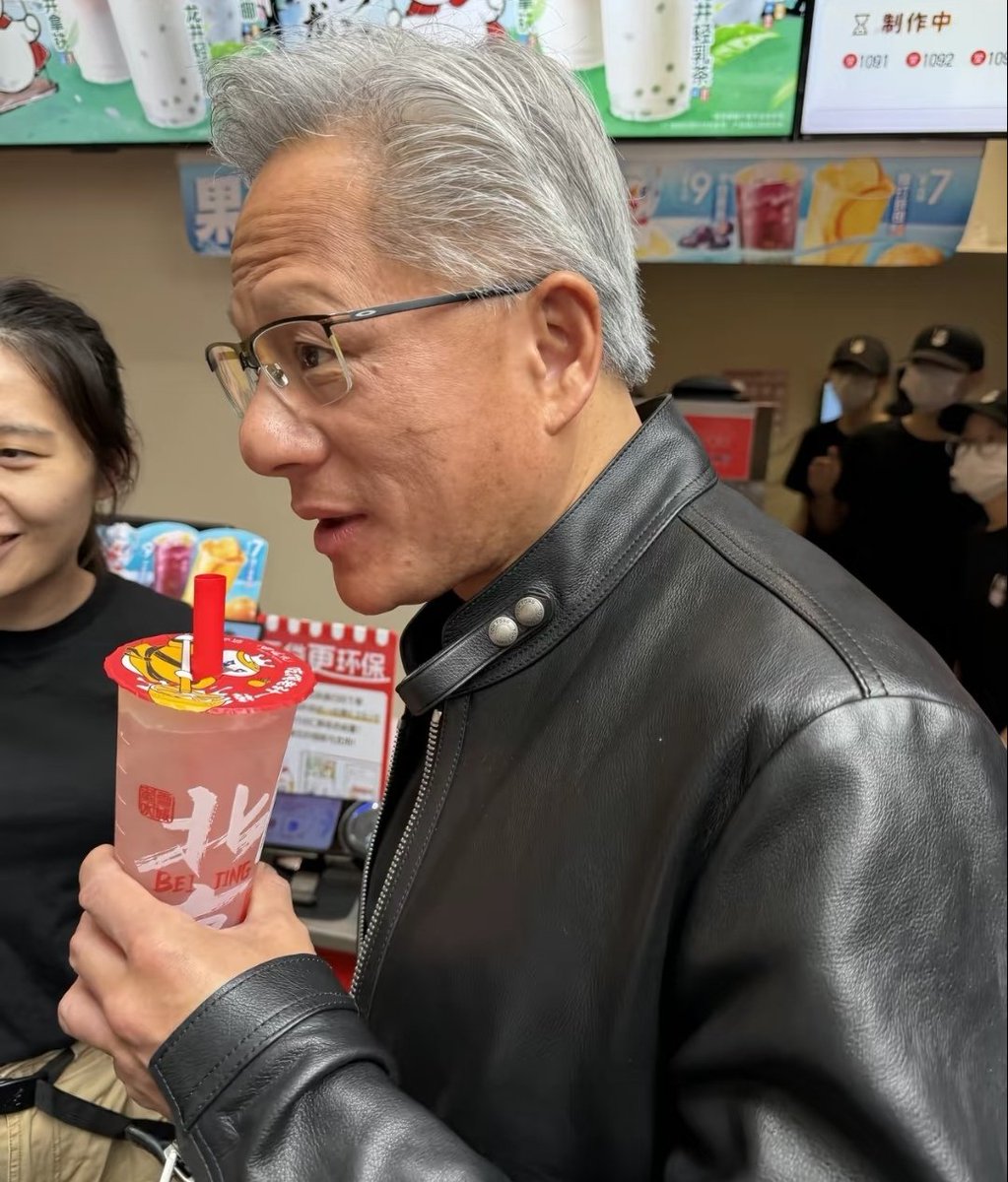 李老师不是你老师 tweet media