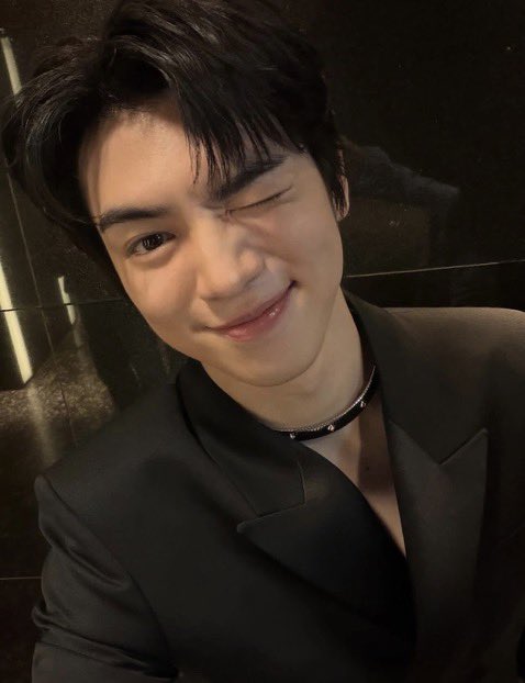 junsalchow's tweet photo. hello handsome https://t.co/1fElDlOFmI
