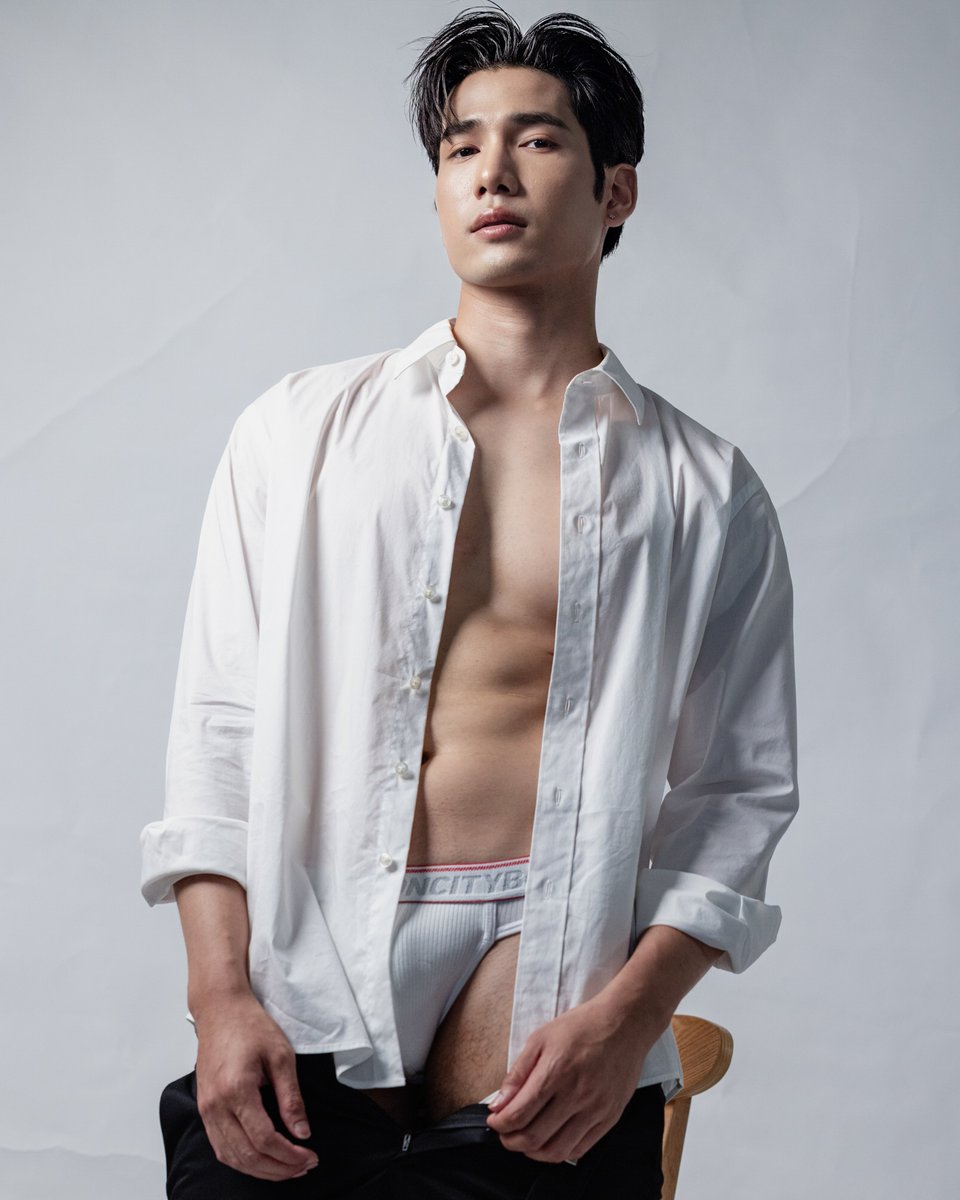 peccatorums's tweet photo. Benz in Kowloon 
model: Bb.chickenrice
📸: Me https://t.co/EYGDmBlIoQ