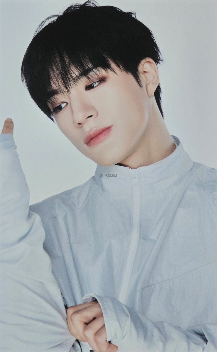 멜 tweet media